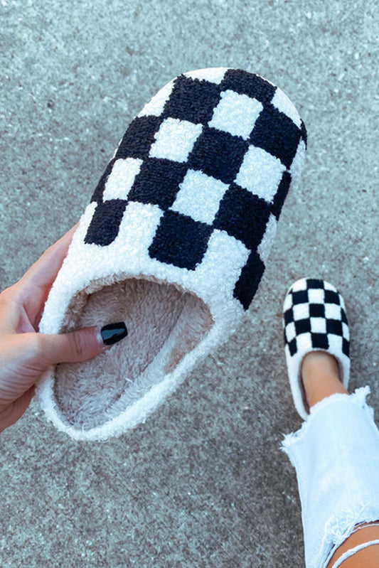 " Gwen " Black Checkered Print Fuzzy Slip On Winter Slippers