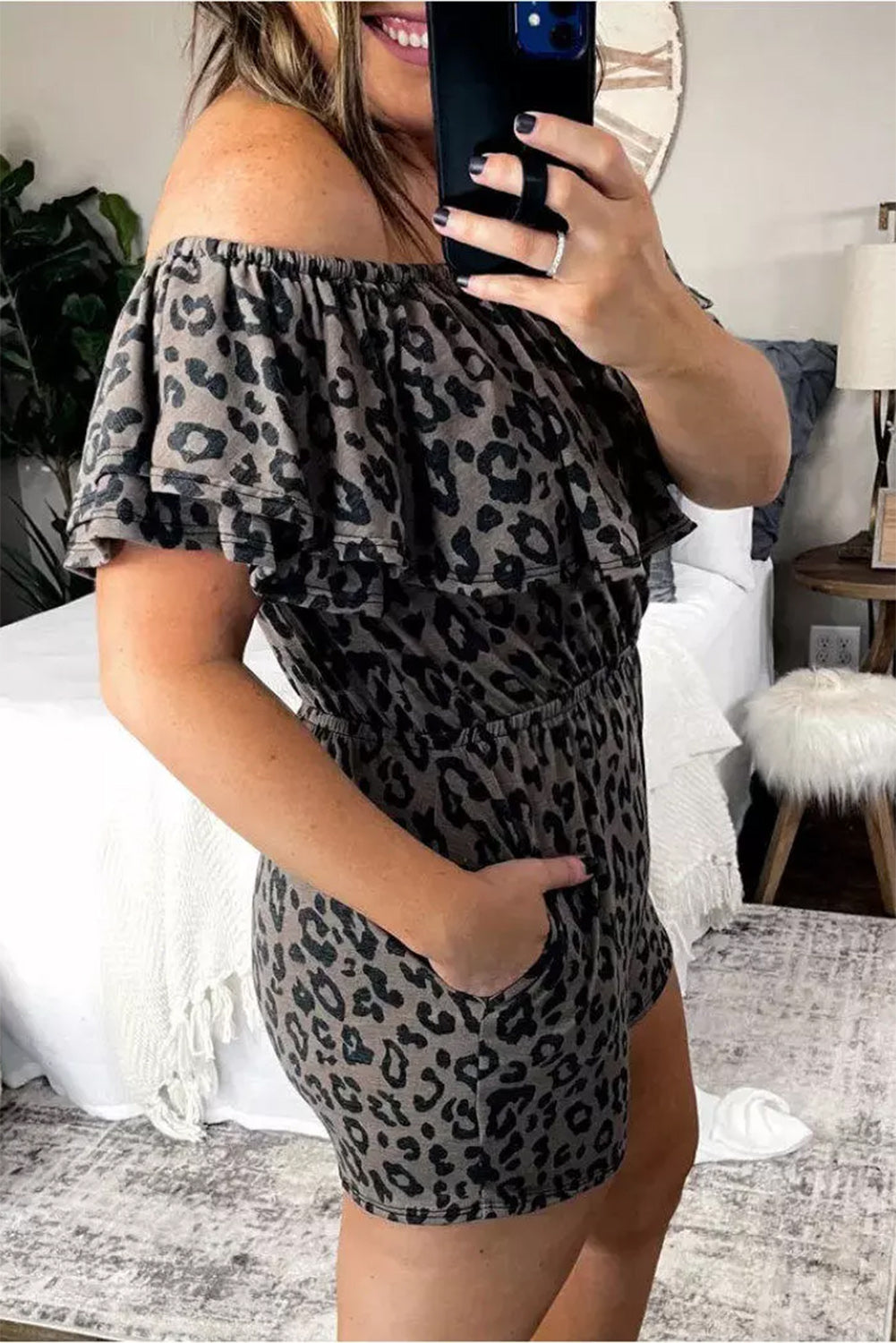 " Sexy pero Cute" Leopard Off-Shoulder Romper with Pockets